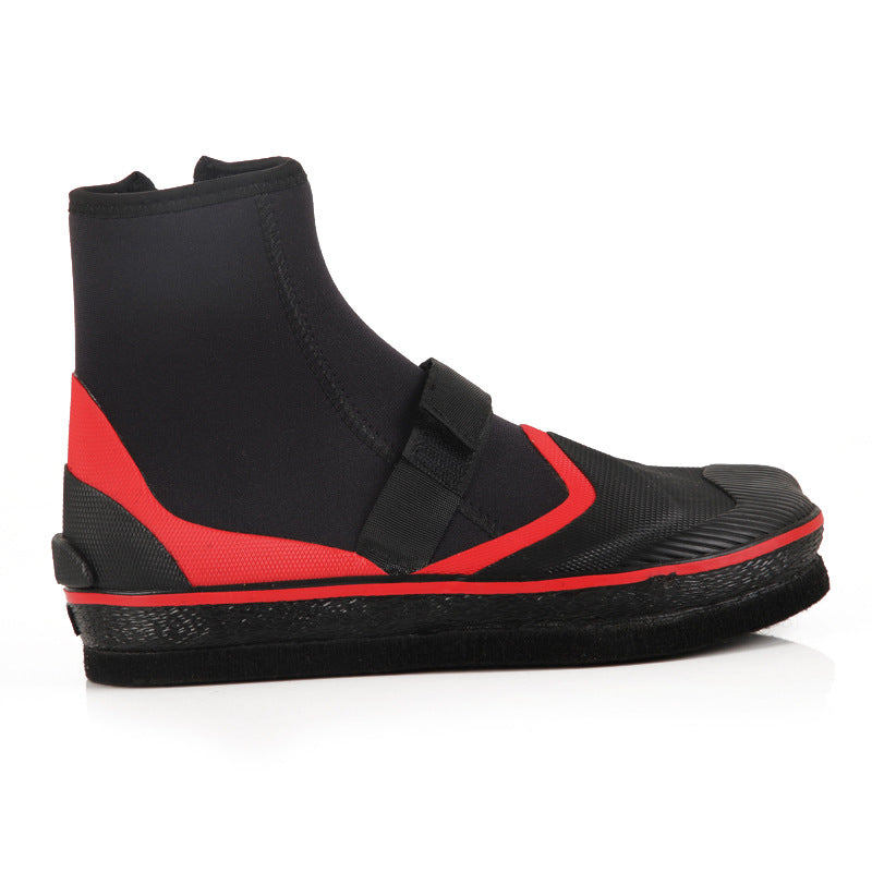 Rock shoes with nails RS01
