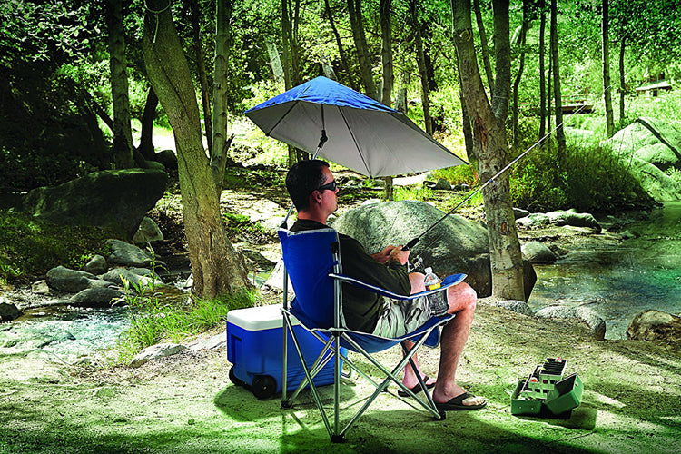 Outdoor folding chair with umbrella